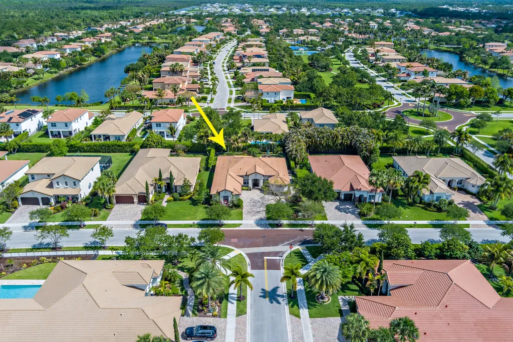 133 Citadel Circle Jupiter FL 33458
