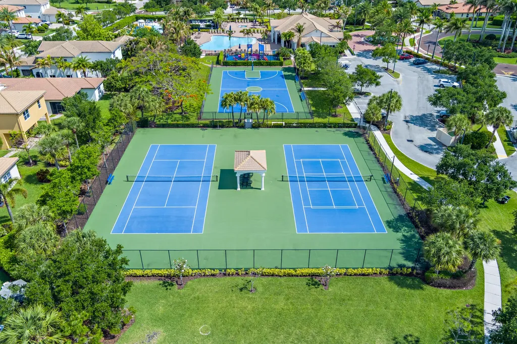 133 Citadel Circle Jupiter FL 33458