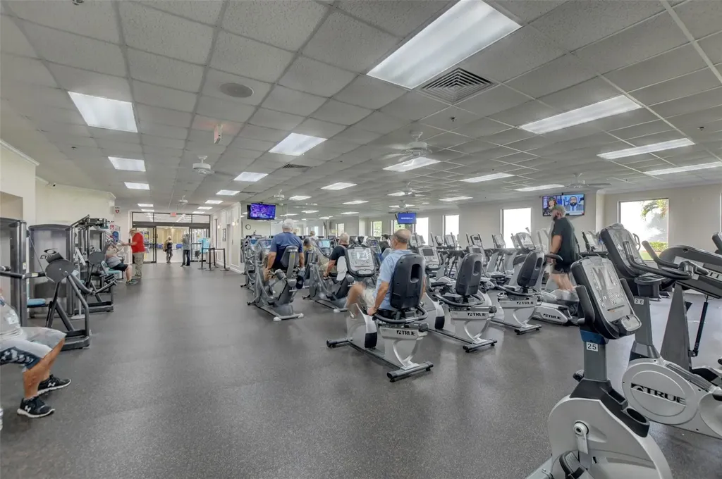 284 Grantham F Deerfield Beach FL 33442
