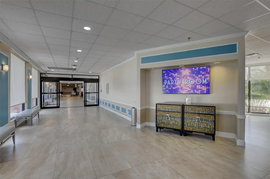 284 Grantham F Deerfield Beach FL 33442