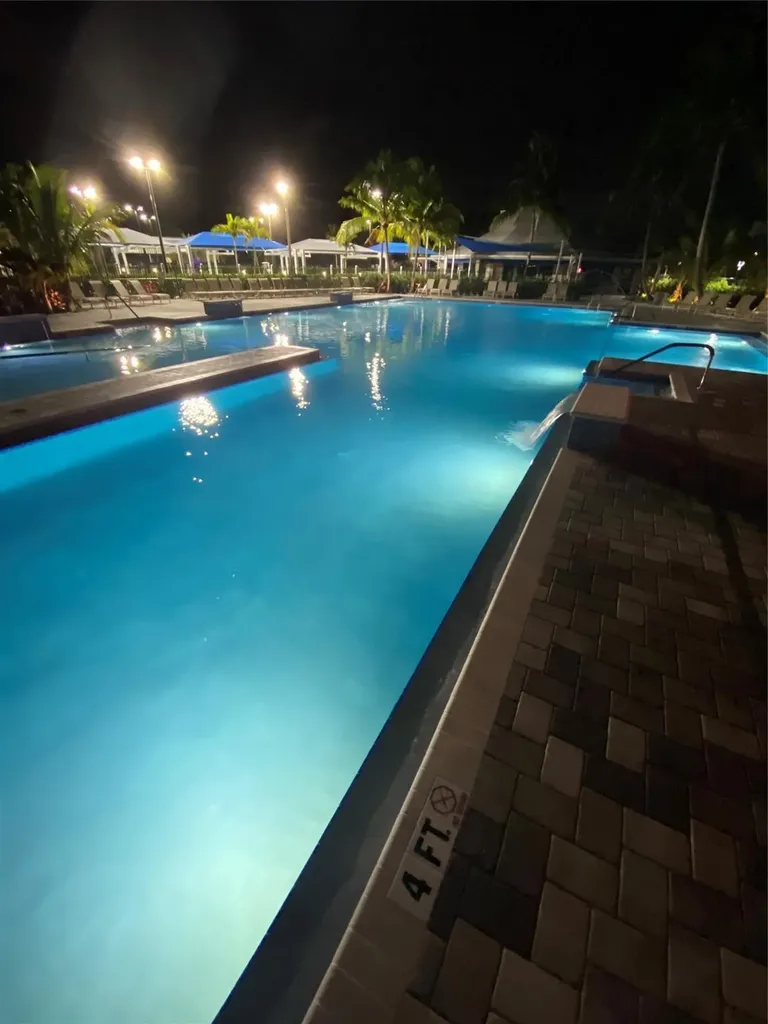 284 Grantham F Deerfield Beach FL 33442