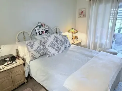 284 Grantham F Deerfield Beach FL 33442
