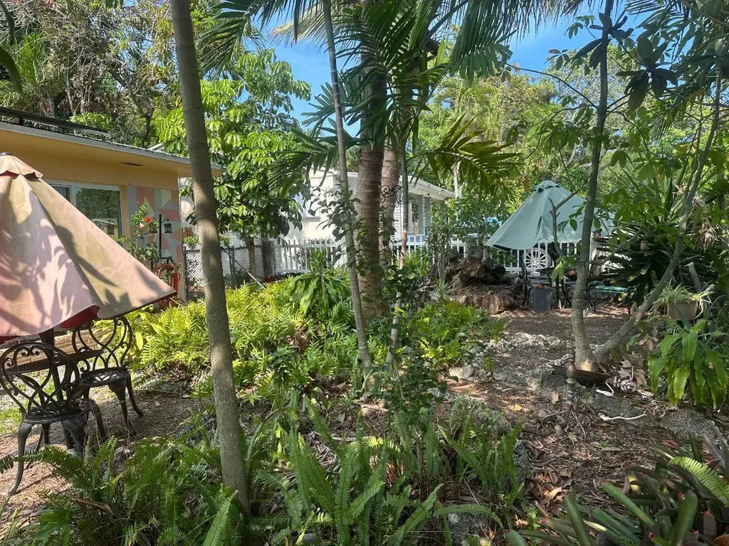 1631 NE 157th Terrace North Miami Beach FL 33162