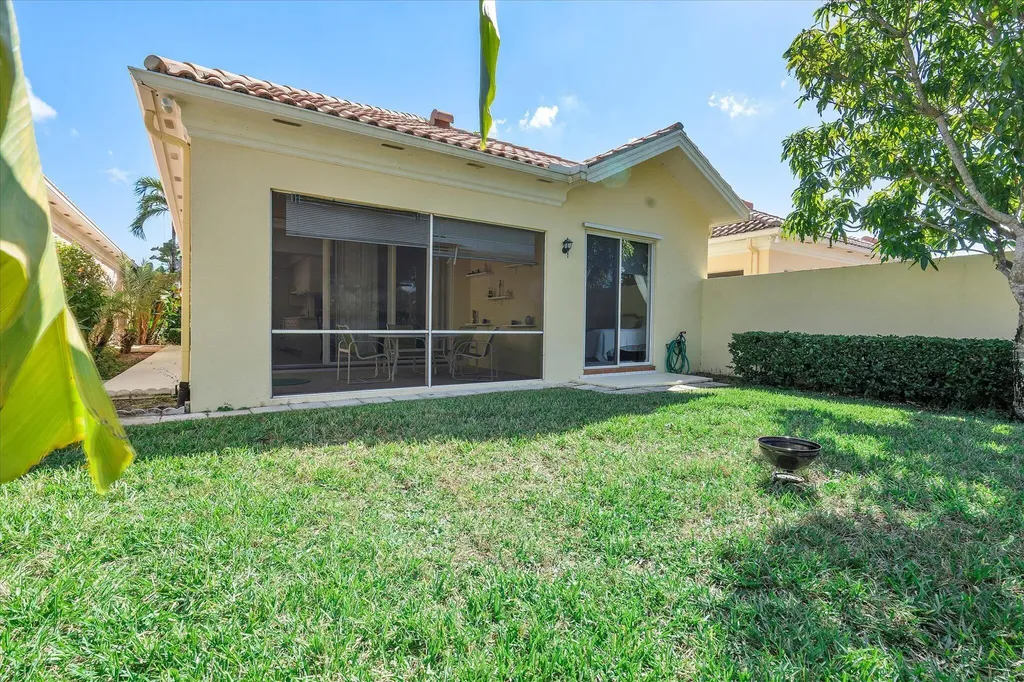 2563 James River Road West Palm Beach FL 33411