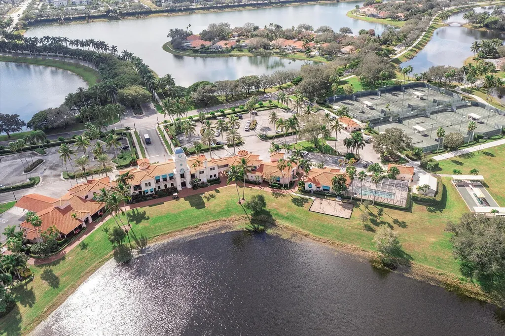 2563 James River Road West Palm Beach FL 33411