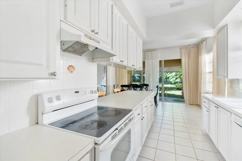 2563 James River Road West Palm Beach FL 33411
