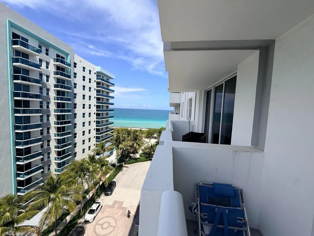 9195 Collins Avenue Surfside FL 33154