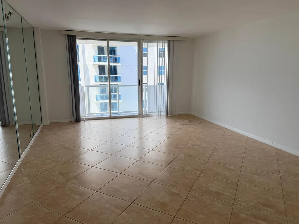 9195 Collins Avenue Surfside FL 33154