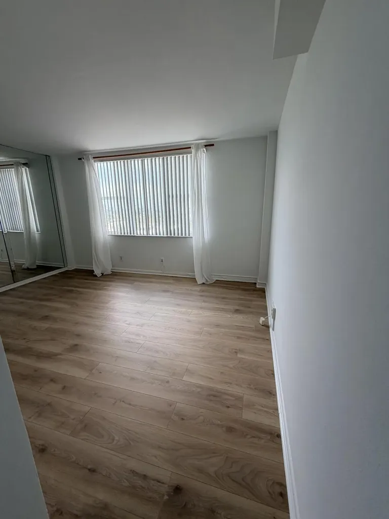 9195 Collins Avenue Surfside FL 33154