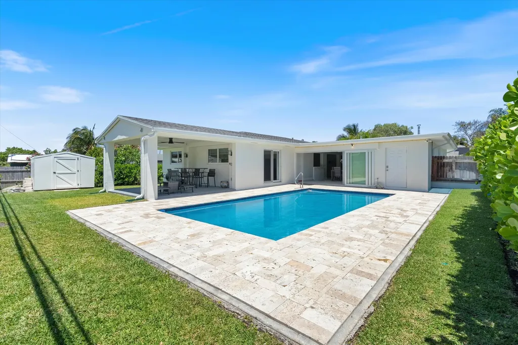 108 SE 31st Avenue Boynton Beach FL 33435