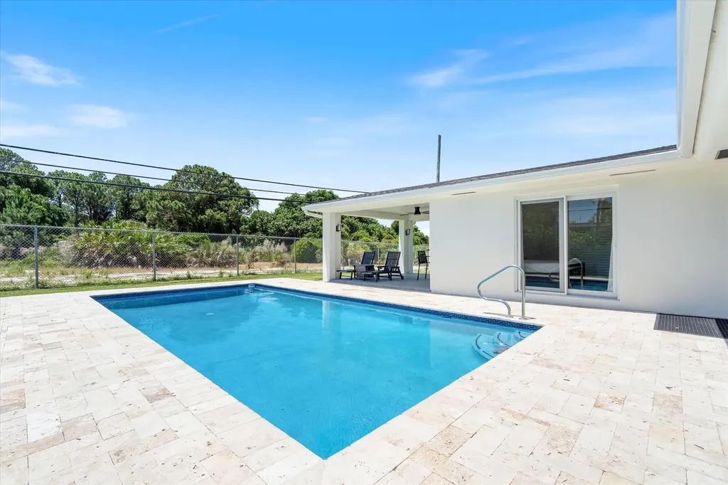 108 SE 31st Avenue Boynton Beach FL 33435
