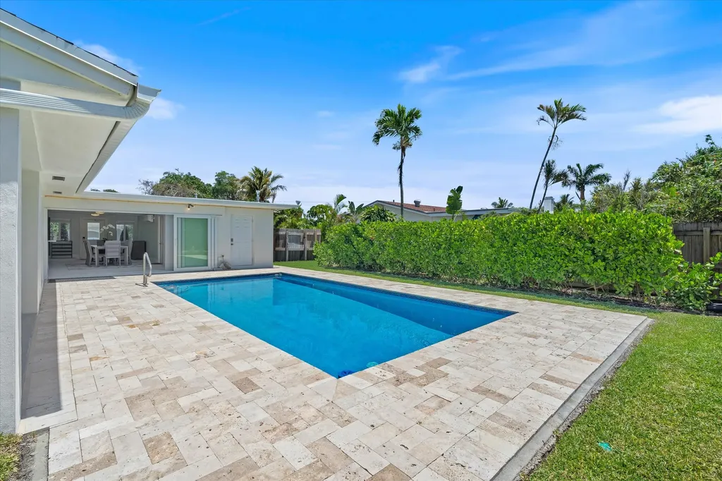 108 SE 31st Avenue Boynton Beach FL 33435