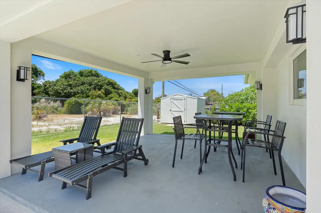 108 SE 31st Avenue Boynton Beach FL 33435