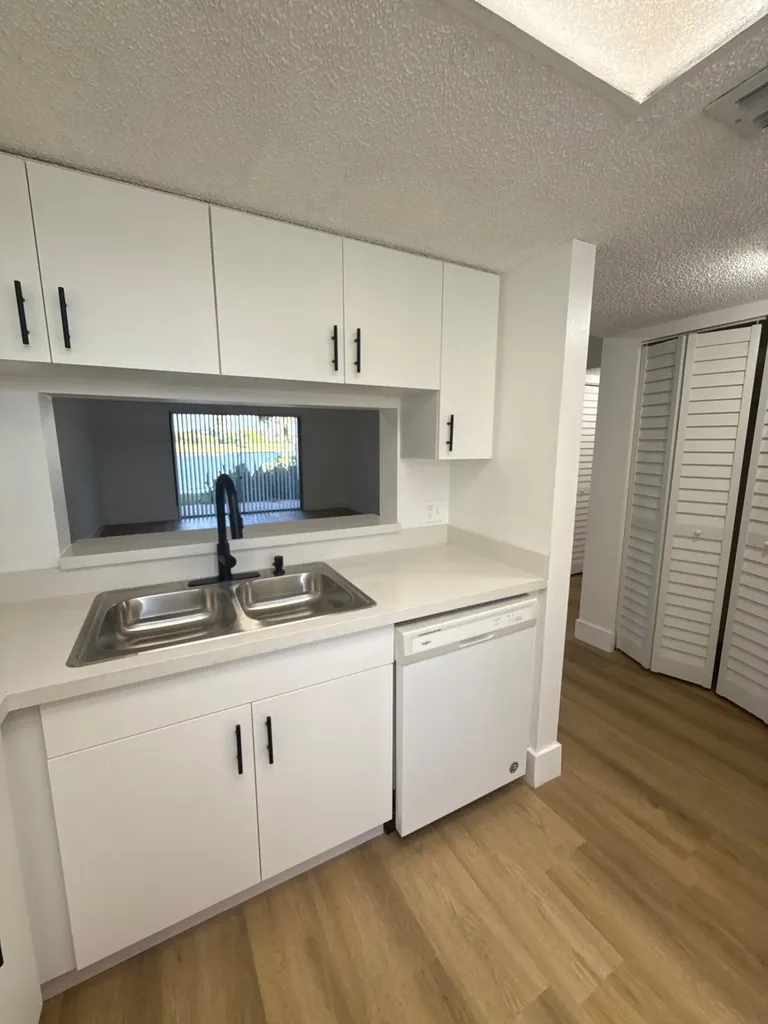 5200 NW 31st Avenue Fort Lauderdale FL 33309