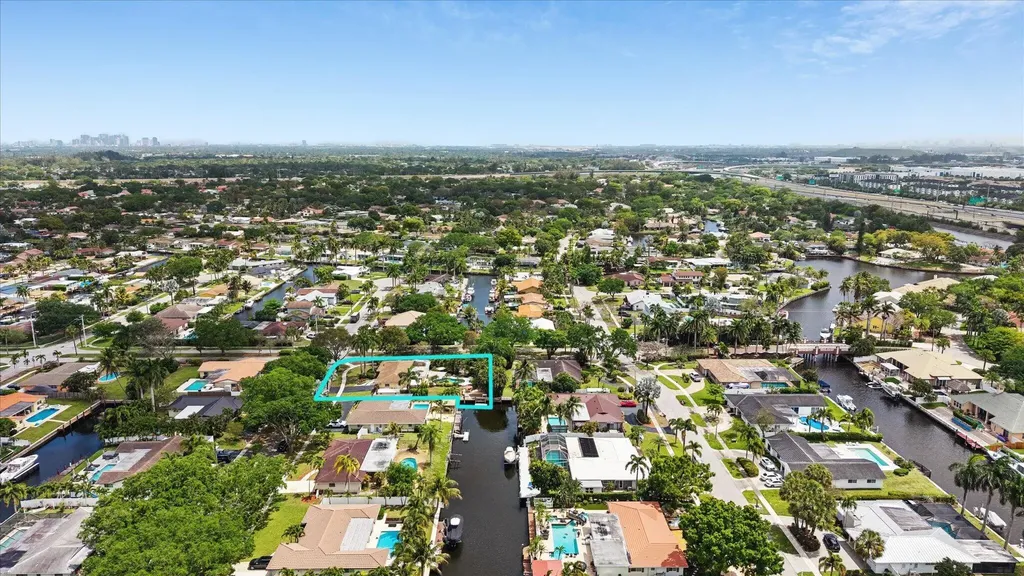 5900 SW 18th Street Plantation FL 33317