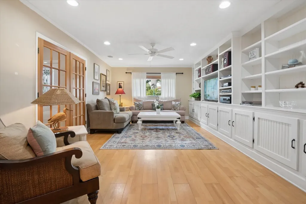 5900 SW 18th Street Plantation FL 33317