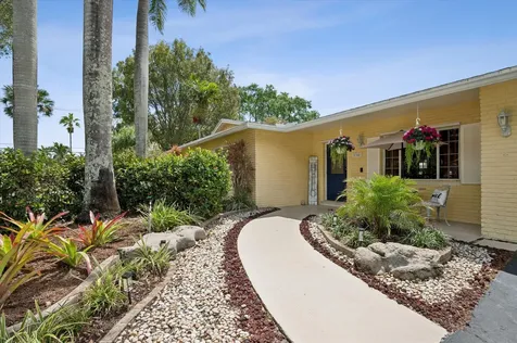 5900 SW 18th Street Plantation FL 33317