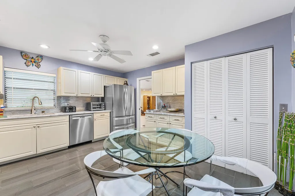 46 Woods Lane Boynton Beach FL 33436