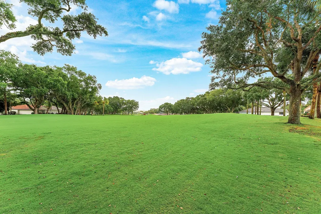 46 Woods Lane Boynton Beach FL 33436