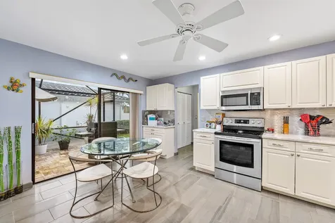 46 Woods Lane Boynton Beach FL 33436