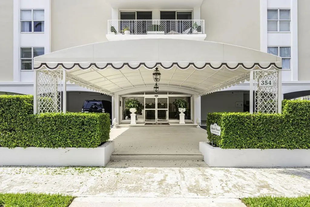 354 Chilean Avenue Palm Beach FL 33480