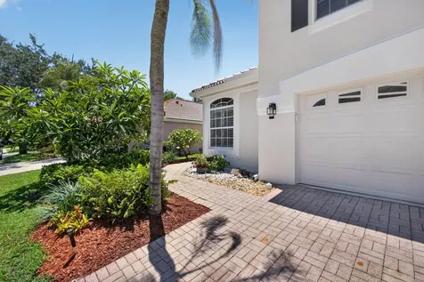 5137 Elpine Way Riviera Beach FL 33418
