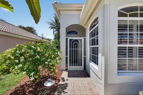 5137 Elpine Way Riviera Beach FL 33418