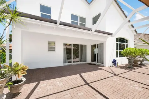 5137 Elpine Way Riviera Beach FL 33418