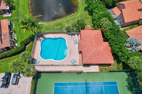 5137 Elpine Way Riviera Beach FL 33418