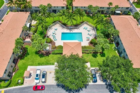 5137 Elpine Way Riviera Beach FL 33418