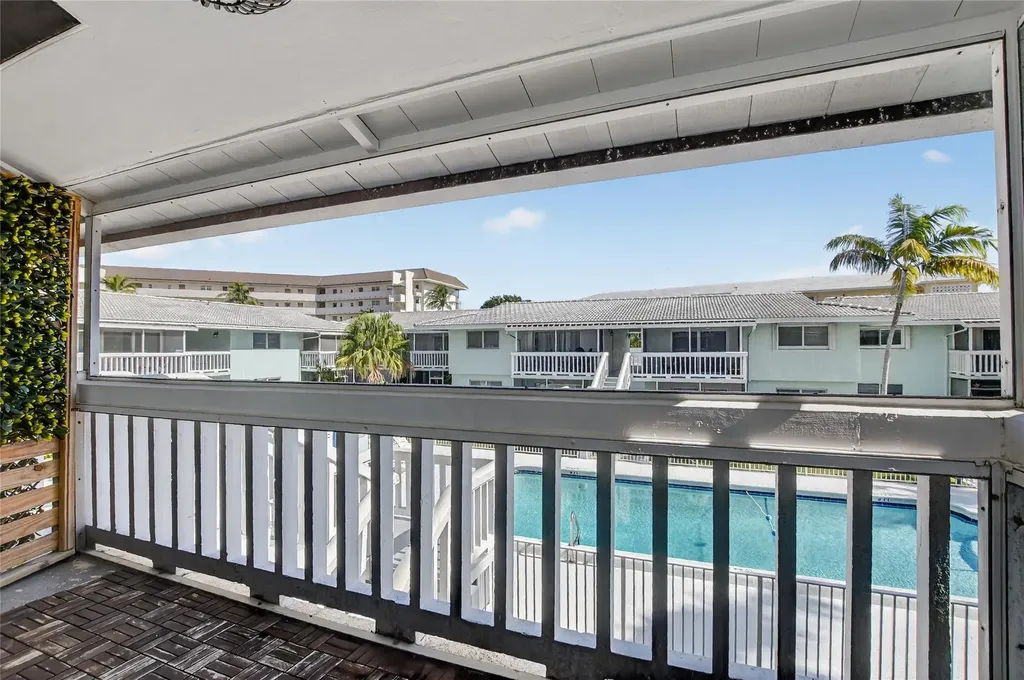 322 N Federal Highway Deerfield Beach FL 33441