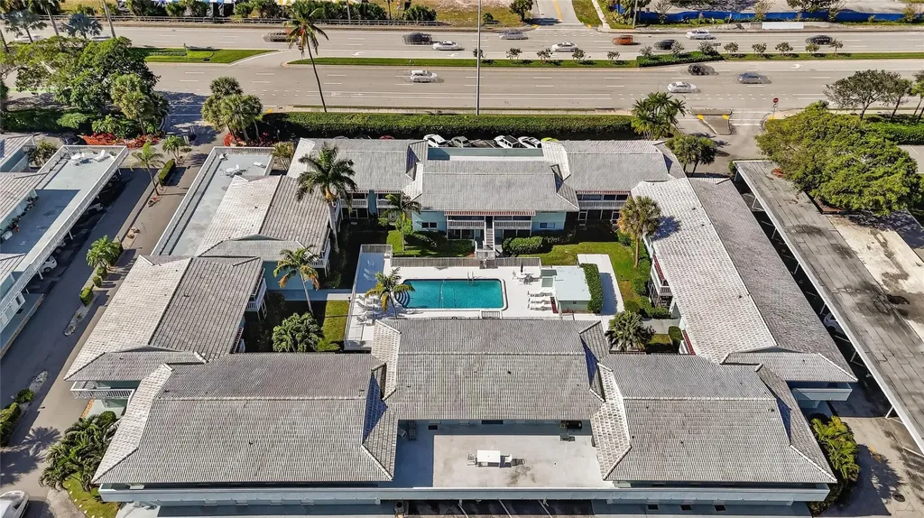 322 N Federal Highway Deerfield Beach FL 33441
