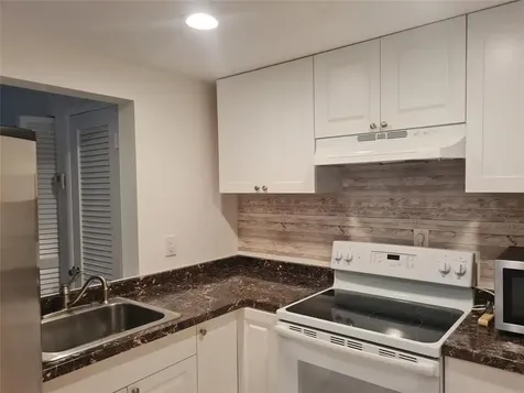 300 Golden Isle Drive Hallandale Beach FL 33009