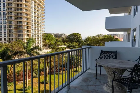 875 E Camino Real Boca Raton FL 33432