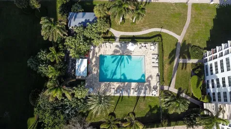 875 E Camino Real Boca Raton FL 33432