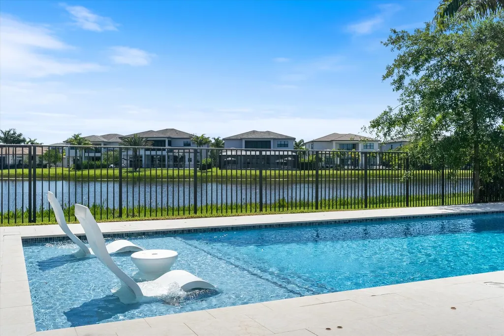 9948 Espresso Manor Boca Raton FL 33496