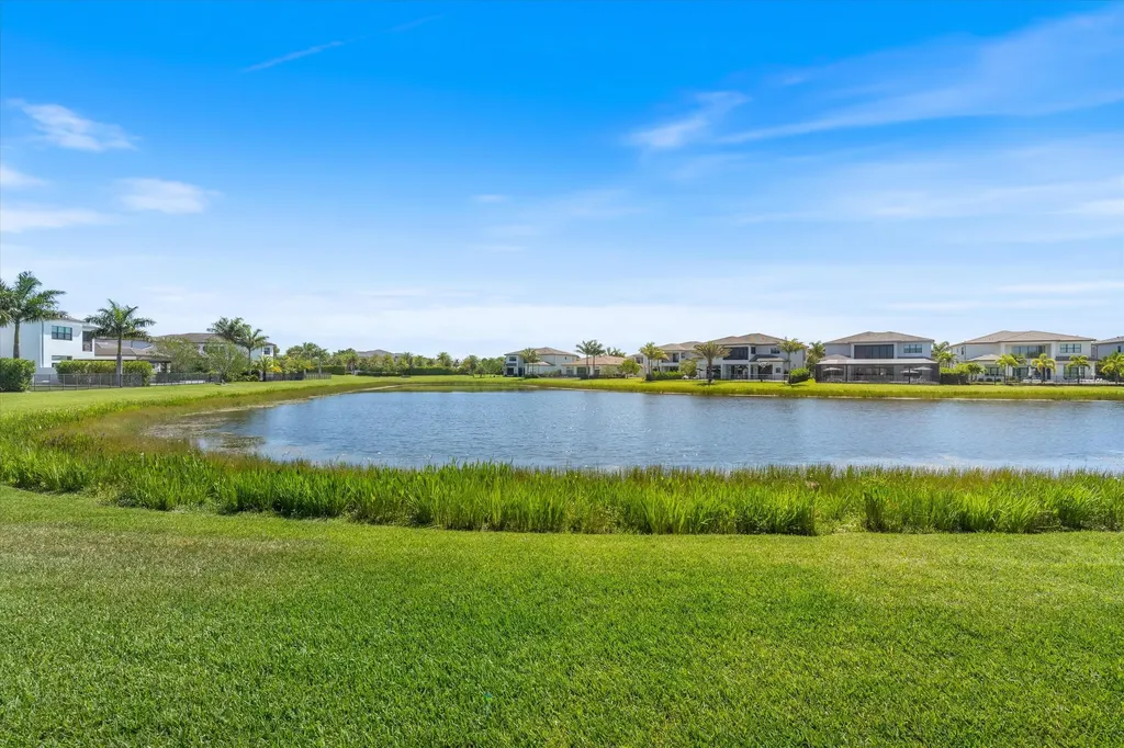 9948 Espresso Manor Boca Raton FL 33496