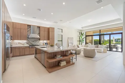 9948 Espresso Manor Boca Raton FL 33496