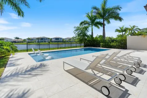 9948 Espresso Manor Boca Raton FL 33496