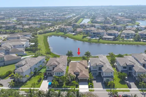9948 Espresso Manor Boca Raton FL 33496