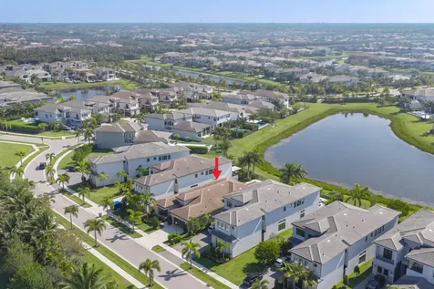 9948 Espresso Manor Boca Raton FL 33496