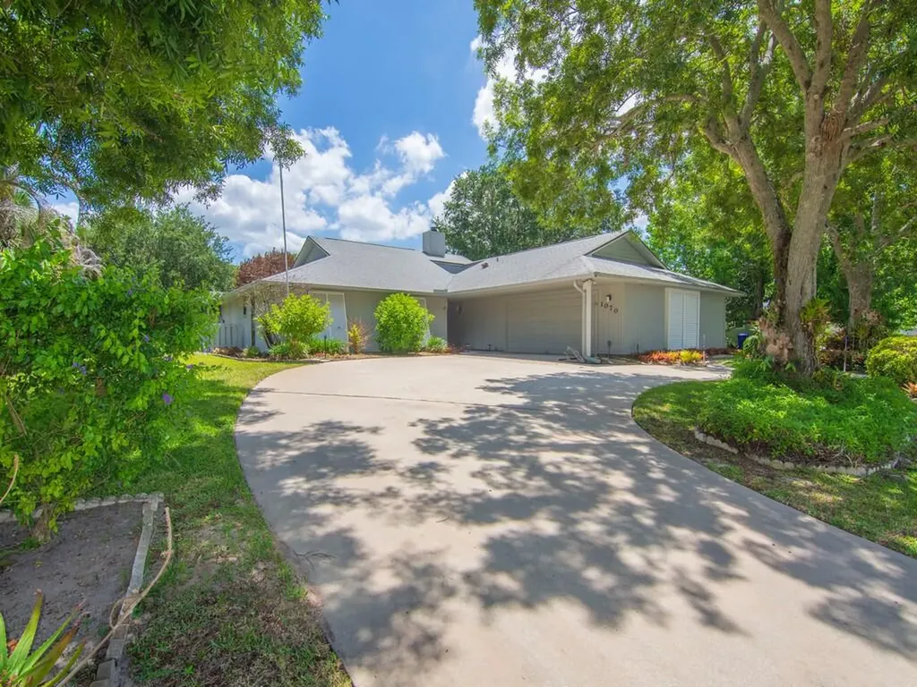 1070 47th Avenue SW Vero Beach FL 32968