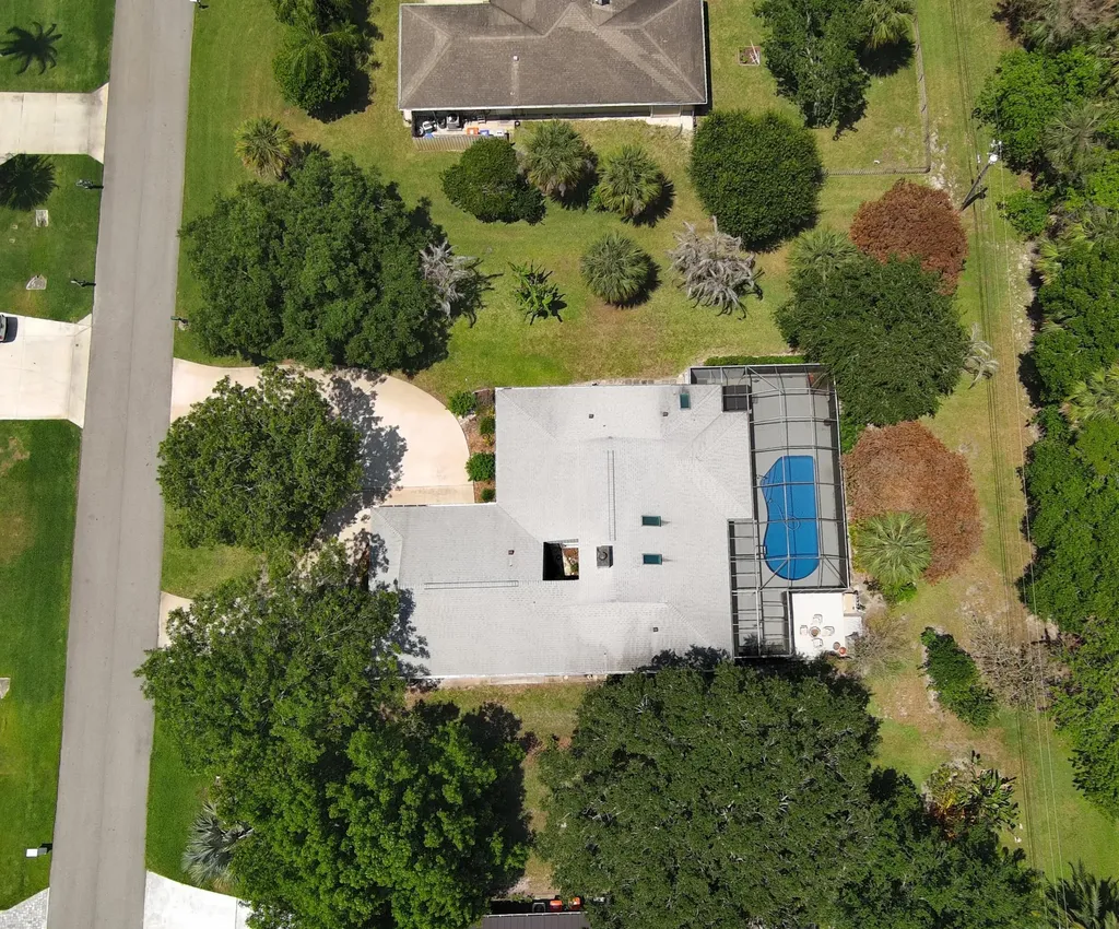 1070 47th Avenue SW Vero Beach FL 32968