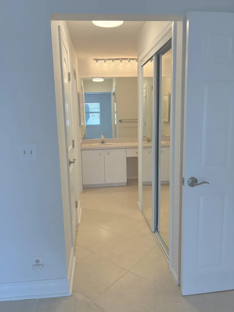 6299 Bay Club Drive Fort Lauderdale FL 33308