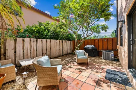 201 NE 16th Place Fort Lauderdale FL 33305