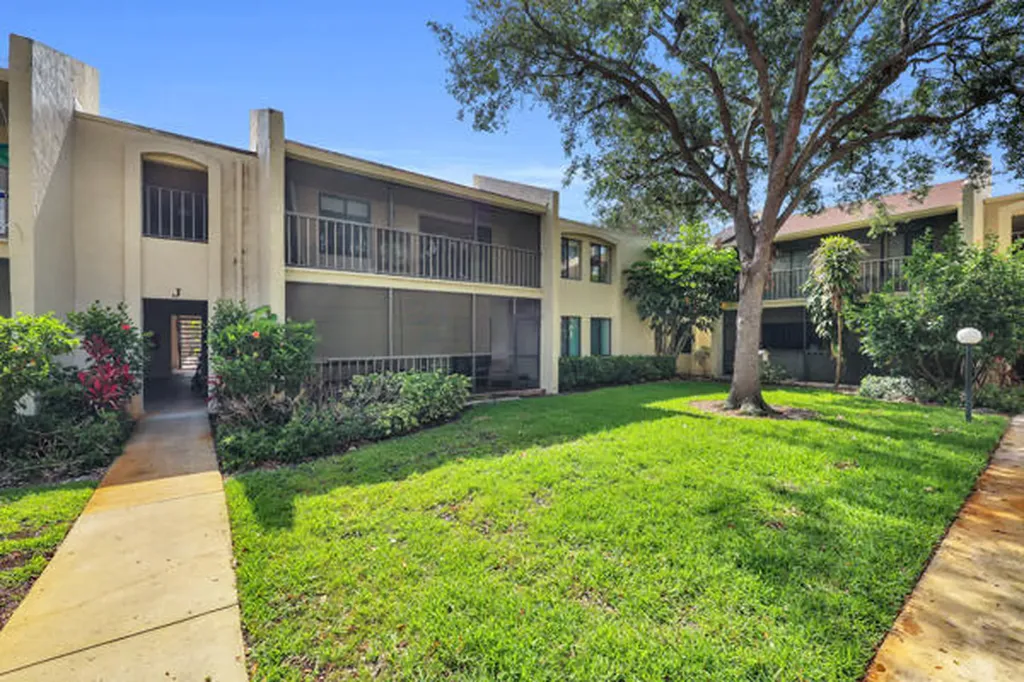 150 Pineview Road Jupiter FL 33469