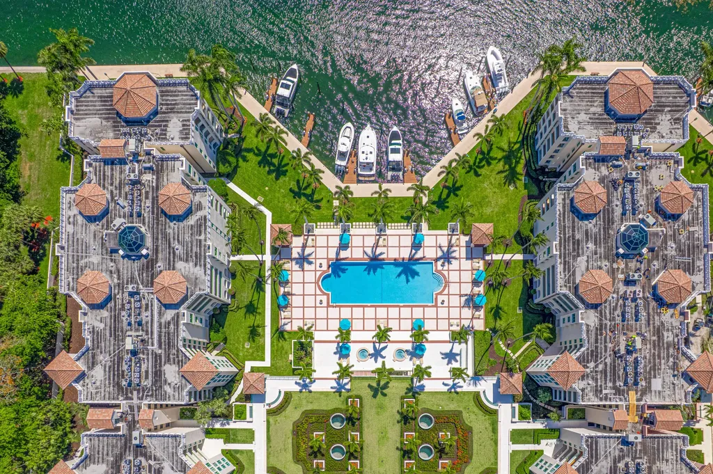 100 SE 5th Avenue Boca Raton FL 33432