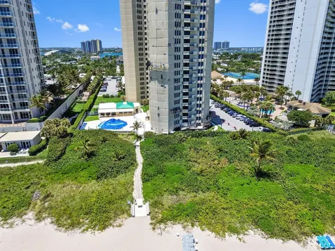 2800 N Ocean Drive Riviera Beach FL 33404