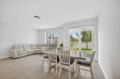 6933 N Harbours Edge Avenue Lake Worth FL 33467