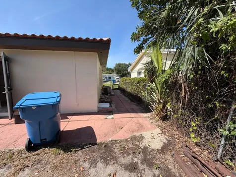 114 Prospect Road Lantana FL 33462